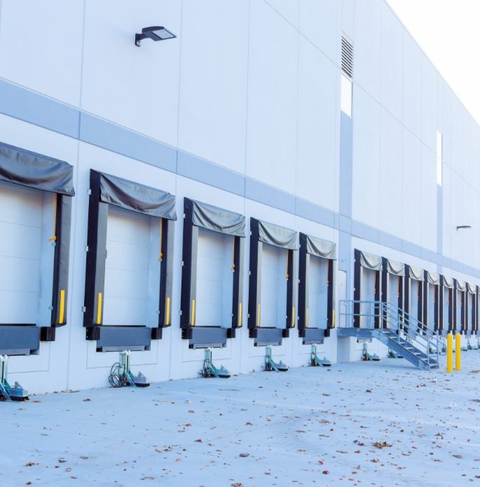 sectional-gates-are-used-to-facilitate-loading-un-2025-03-27-05-09-07-utc