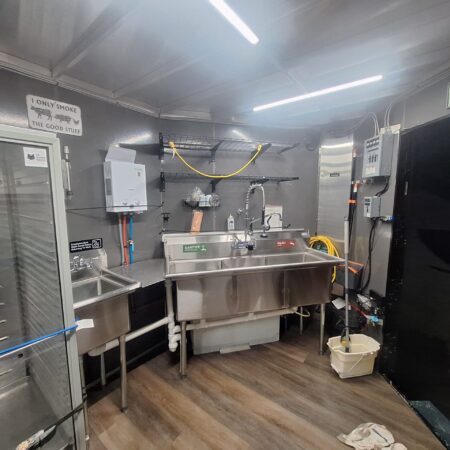 Streamliner Food Truck by lakesregiondesigngroup.com